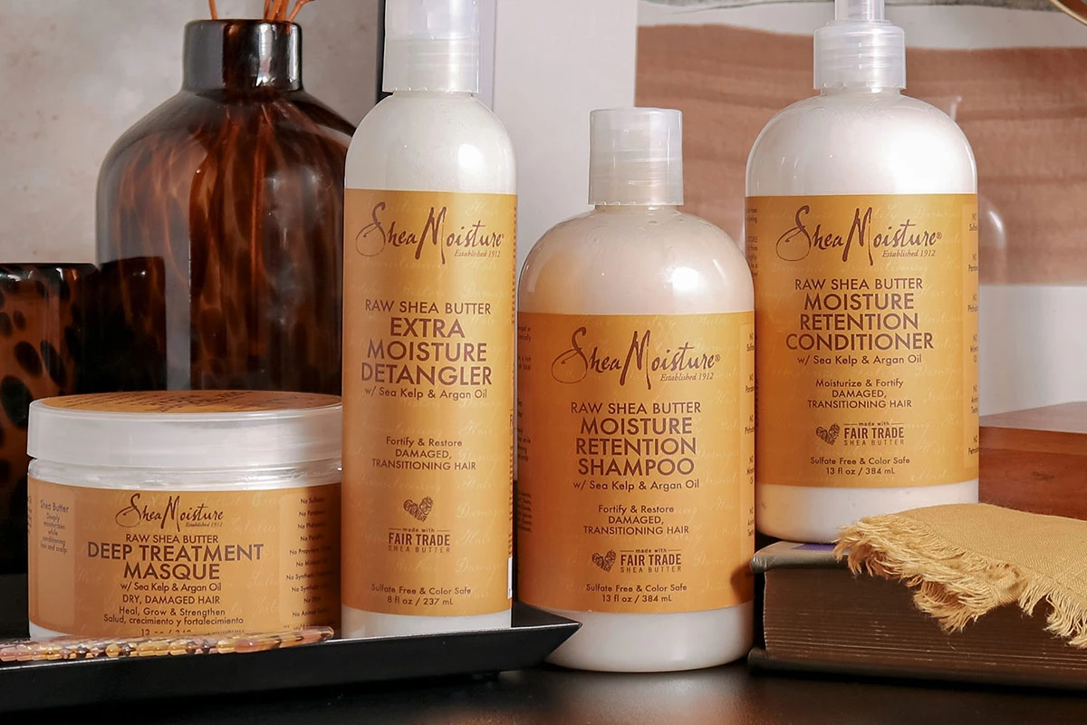 cabello brillante y saludable con shea moisture