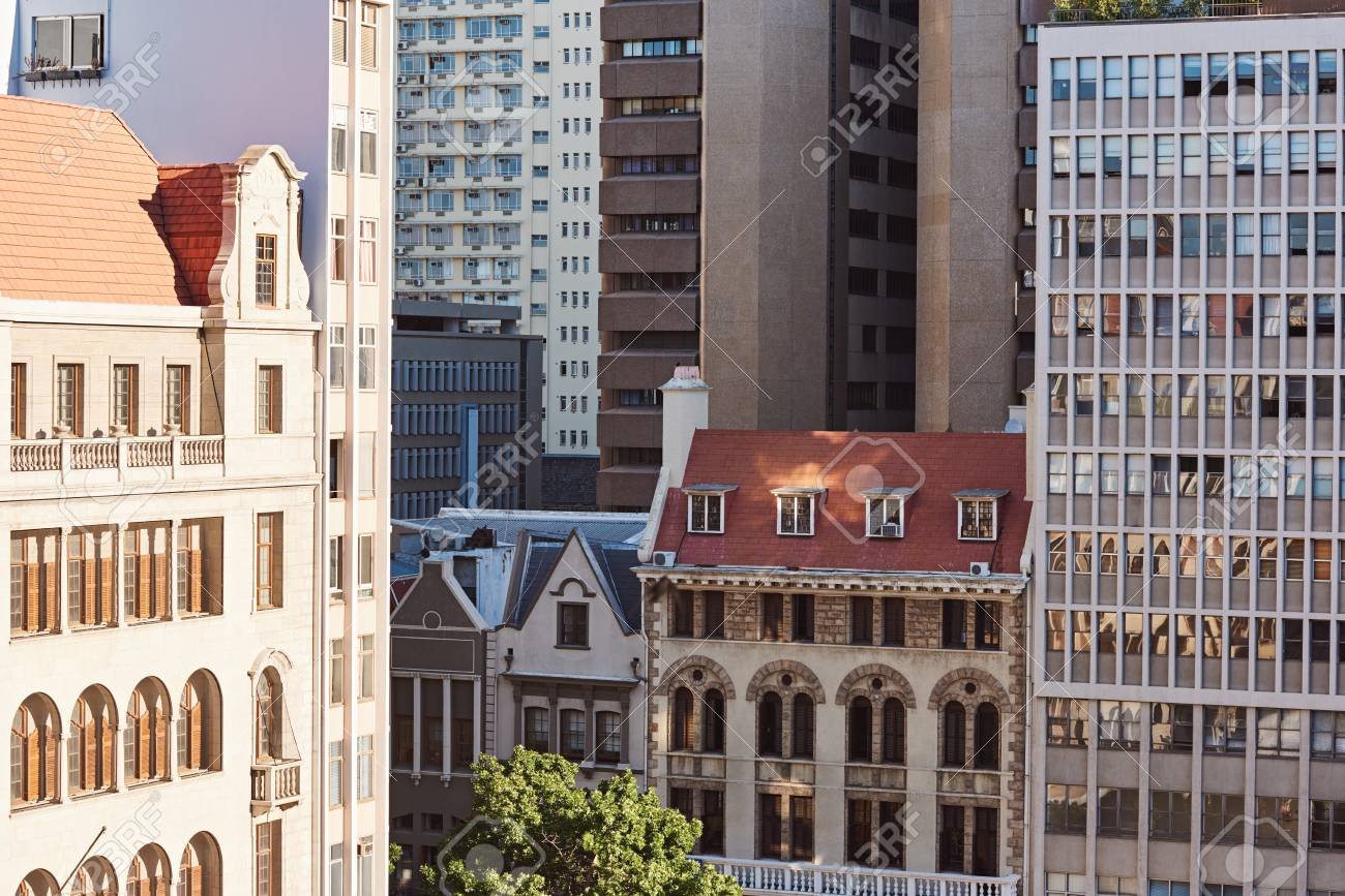 edificios modernos en el centro de la ciudad