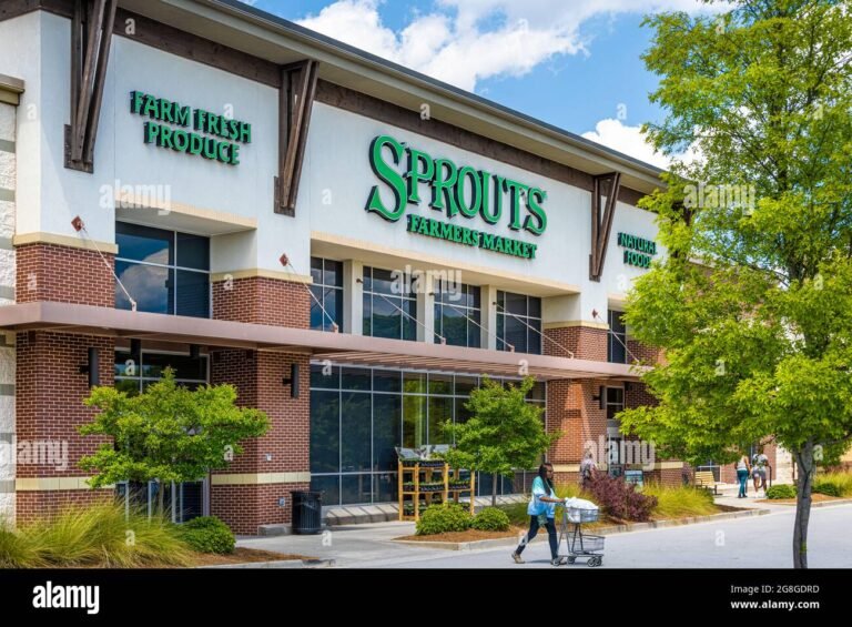 Sprouts Farmers Market Opens in Charlotte, NC