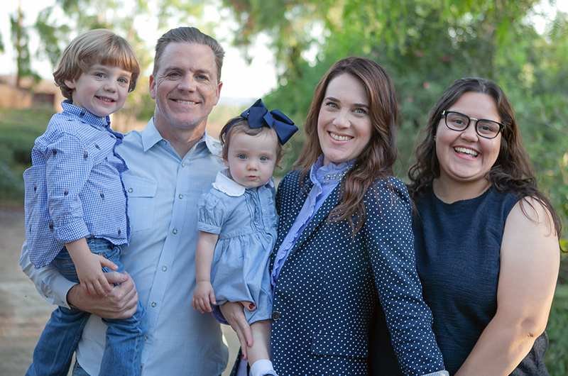 familia anfitriona y au pair felices