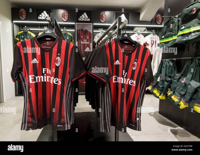 AC Milan Shop in Milan: Official Merchandise and More