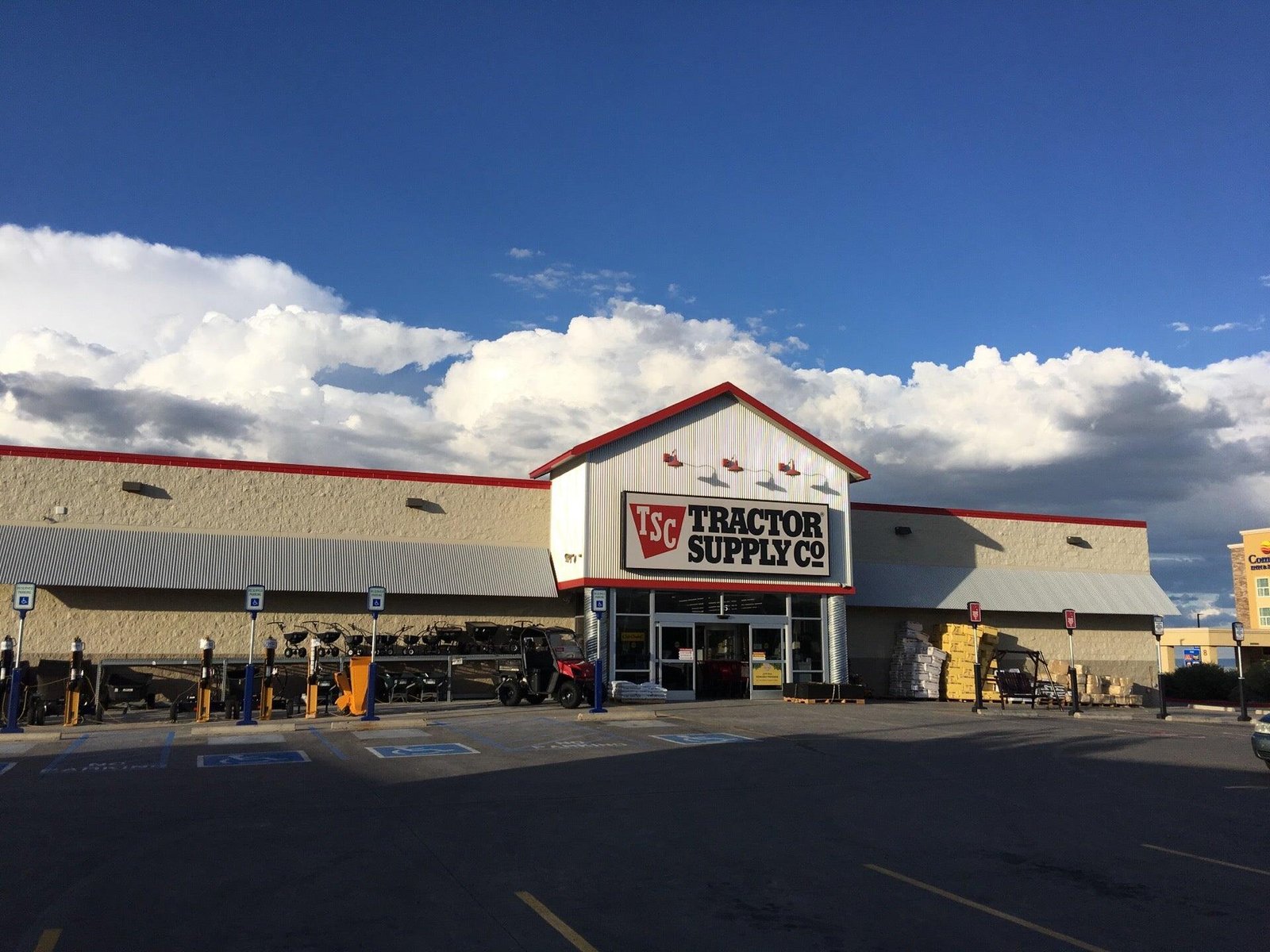 tractor supply company en edgewood nuevo