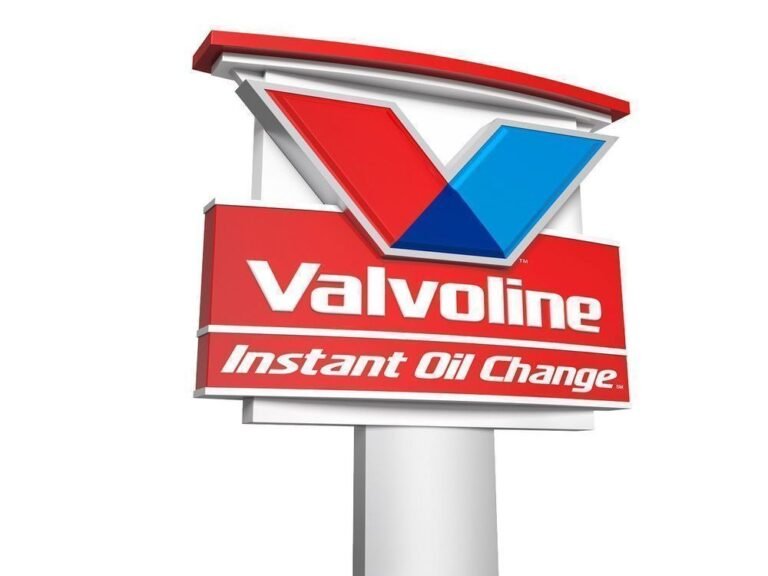 Valvoline Instant Oil Change in Worcester, MA